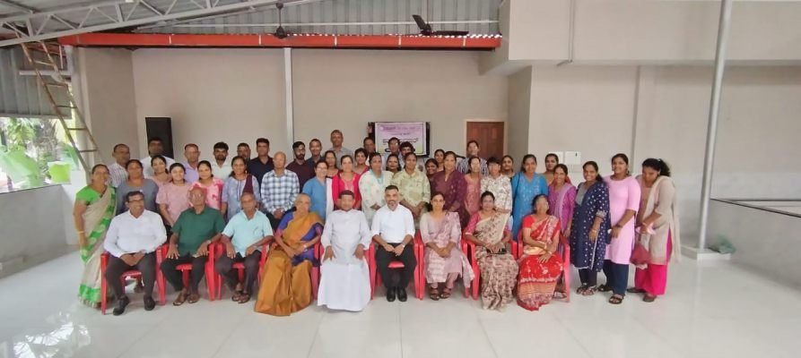 Prathiba Puraskar by Catholic Sabha Moodubelle Unit