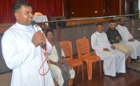Moodubelle Parishioners Accord Heartfelt Farewell to Fr. Rickson Monteiro - Photo 3