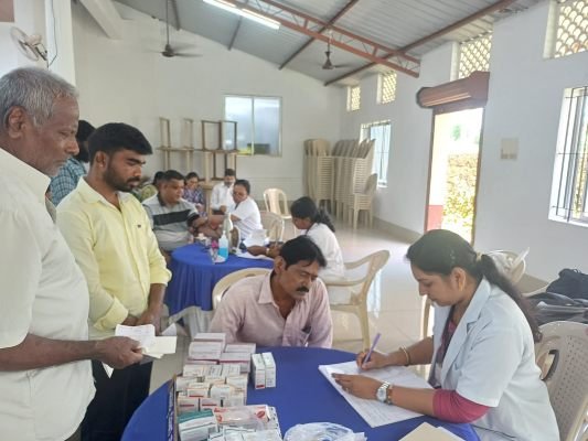 Free Health and Eye Check-up Camp Held at Lions Seva Bhavan, organized by Lions Club,Catholic Sabha&Health Commission St Lawrence church Moodubelle.Moodubelle - Photo 28
