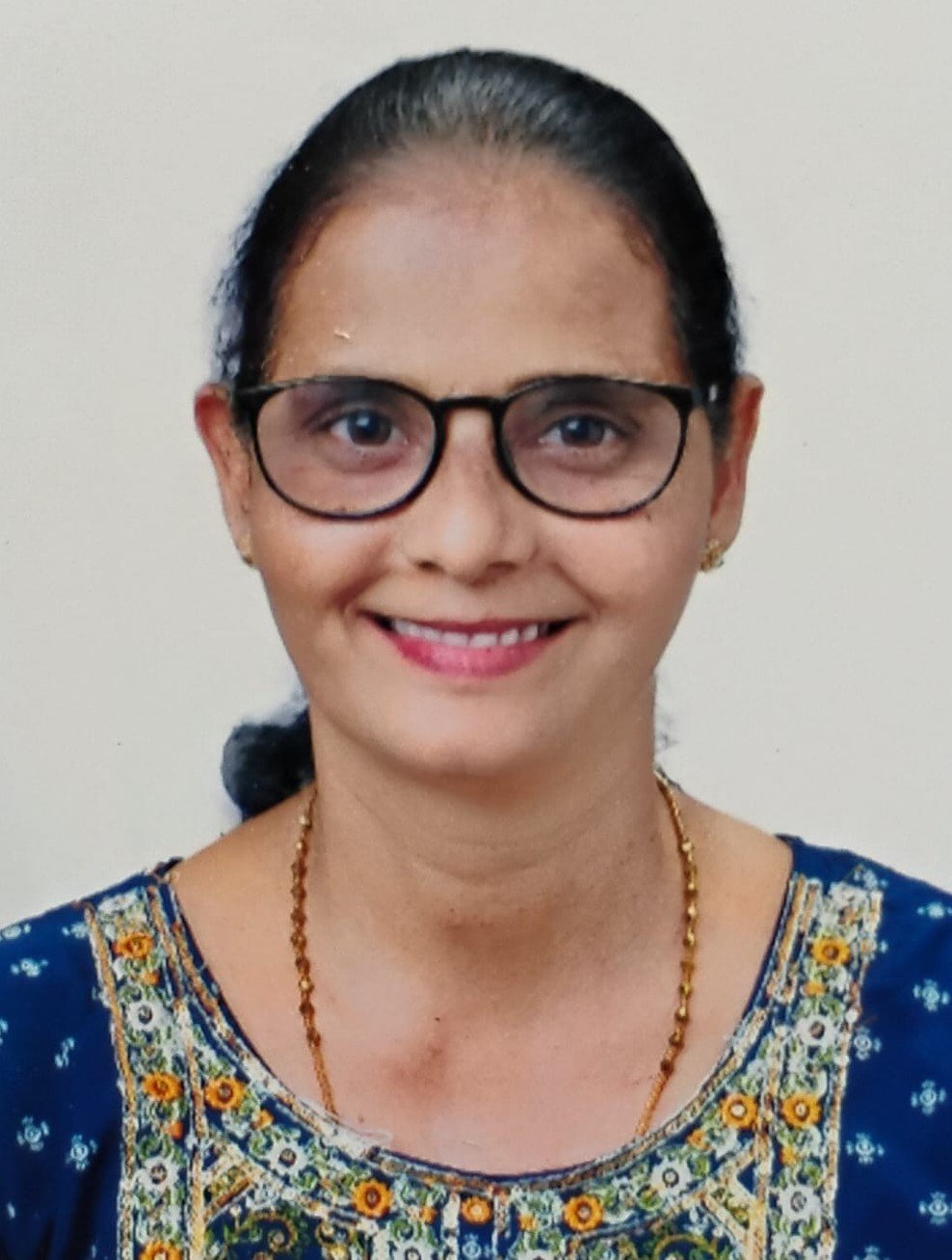 Anitha Mathias/Kadambila